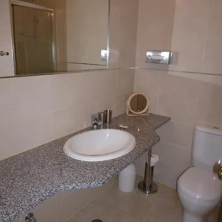 Tidings, 40c Apartment Alvor